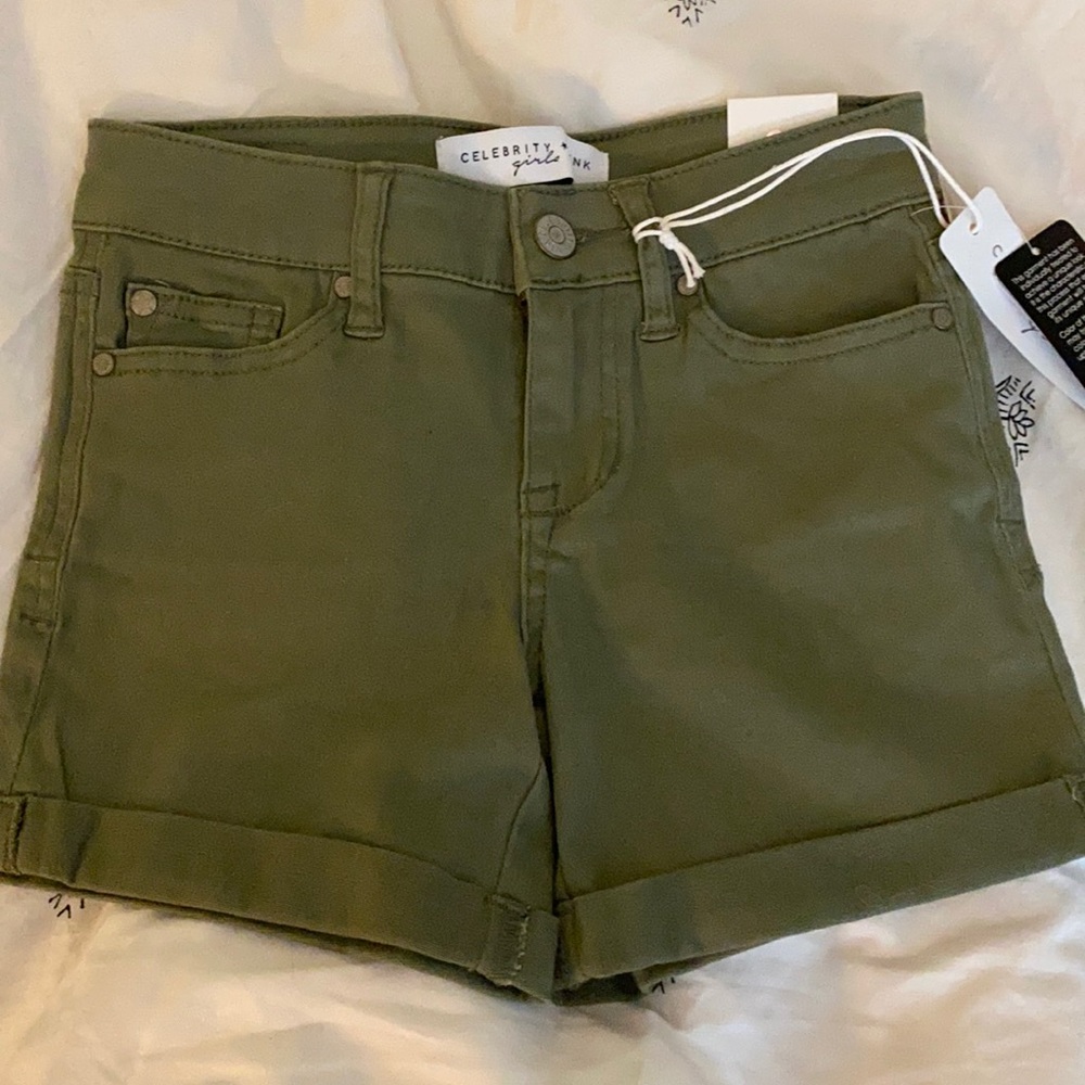 🆕NWT girls size 8 celebrity pink girls shorts